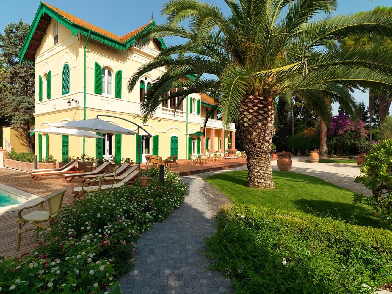 Villa Rosella Resort Roseto Degli Abruzzi Exterior foto