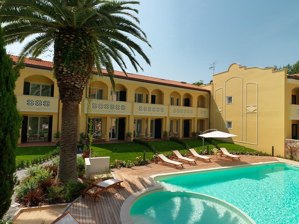 Villa Rosella Resort Roseto Degli Abruzzi Exterior foto