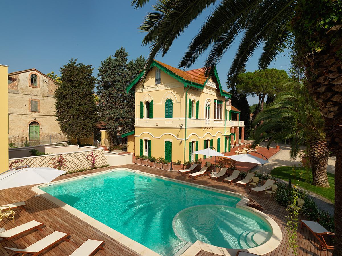 Villa Rosella Resort Roseto Degli Abruzzi Exterior foto