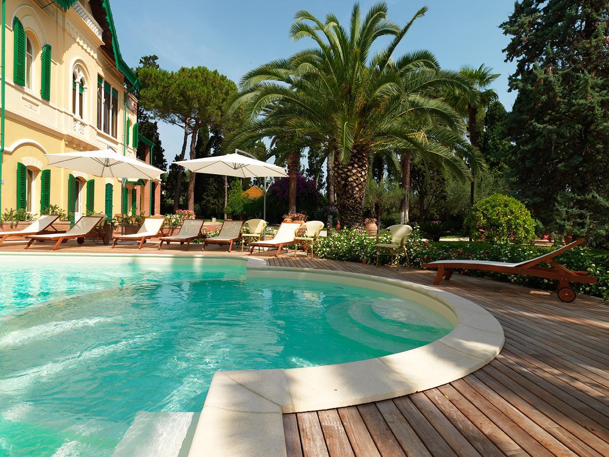 Villa Rosella Resort Roseto Degli Abruzzi Exterior foto